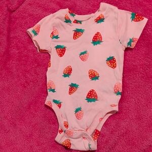 Strawberry Print Baby Onesie 🍓